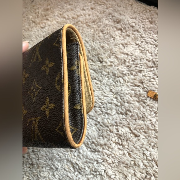 Vintage Louis Vuitton Monogram Pochette GM - Picture 8 of 10